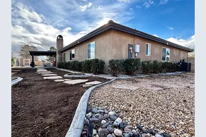13823 Wawona Road, Apple Valley, CA 92307 - Photo 27