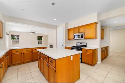 27297 Honey Scented, Moreno Valley, CA 92555 - Photo 11