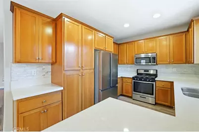 27114 Dolostone, Moreno Valley, CA 92555 - Photo 17