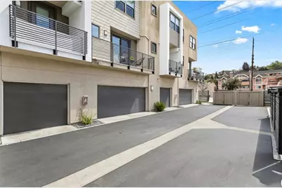 3945 Eagle Rock Boulevard #50, Los Angeles, CA 90065 - Photo 15