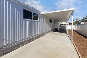 65 Round Table, Riverside, CA 92507 - Photo 7