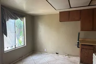 17425 Arrow, Fontana, CA 92335 - Photo 5