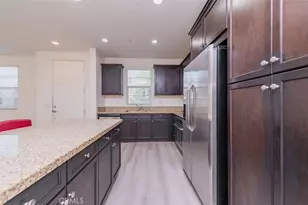 11533 Cambria Ct, Chino, CA 91710 - Photo 5