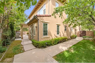 120 Tomato Springs, Irvine, CA 92618 - Photo 41