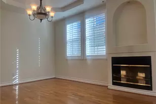 10623 Moorpark St, Toluca Lake, CA 91602 - Photo 11