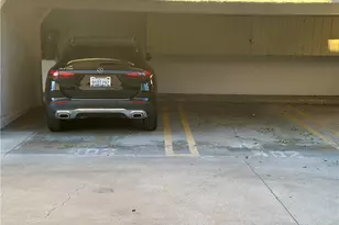 18445 Hatteras St, Tarzana, CA 91356 - Photo 21