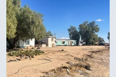 38898 Valley Center Road, Newberry Springs, CA 92365 - Photo 11