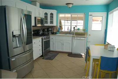 395 S Tamarisk, Rialto, CA 92376 - Photo 7