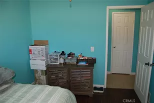 395 S Tamarisk, Rialto, CA 92376 - Photo 13