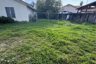 504 S Quince, Bloomington, CA 92316 - Photo 27