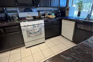 504 S Quince, Bloomington, CA 92316 - Photo 9