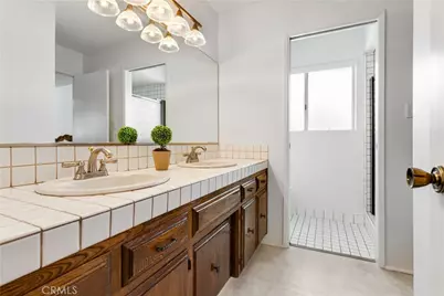 2108 Glendon Court, Bakersfield, CA 93309 - Photo 17