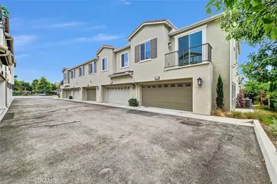 5584 Kate Way #10, Fontana, CA 92336 - Photo 29