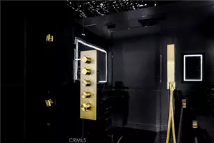 1711 Sirrine, Santa Ana, CA 92705 - Photo 55