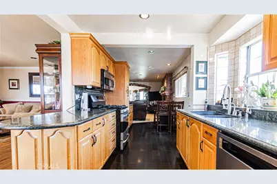 1617 W 222nd, Torrance, CA 90501 - Photo 3