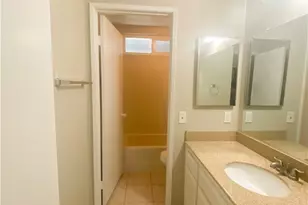 2425 S Bon View, Ontario, CA 91761 - Photo 31