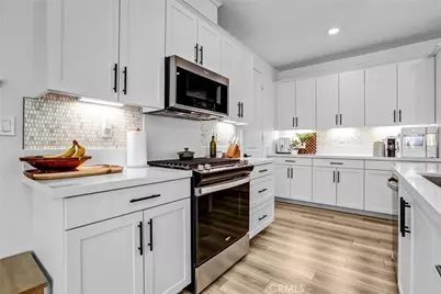 27660 Ensemble Place, Valencia, CA 91381 - Photo 5