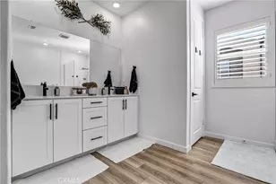 27660 Ensemble Pl, Valencia, CA 91381 - Photo 13