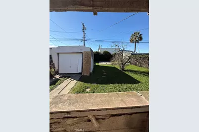 7611 S Hobart, Los Angeles, CA 90047 - Photo 25