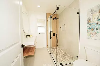 1243 E Almond Avenue, Orange, CA 92866 - Photo 35