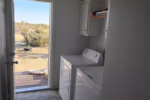 59188 Forrest Dr, Yucca Valley, CA 92284 - Photo 5