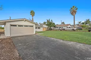 2229 Larchmont, Pomona, CA 91767 - Photo 3