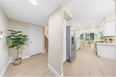 136 Pineview, Irvine, CA 92620 - Photo 3