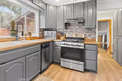 800 Mountain View, Wrightwood, CA 92397 - Photo 11