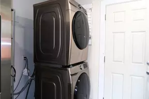 1537 W 60th, Los Angeles, CA 90047 - Photo 13