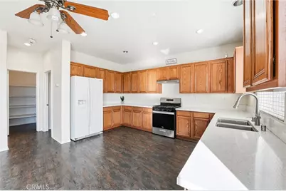 44232 Begonia Street, Lancaster, CA 93535 - Photo 11