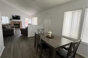 12258 Jasmine Ct, Victorville, CA 92395 - Photo 5