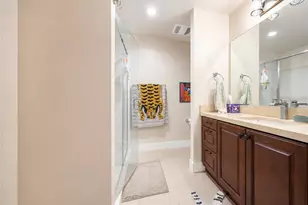 627 Deep Valley Dr, Rolling Hills Estates, CA 90274 - Photo 7