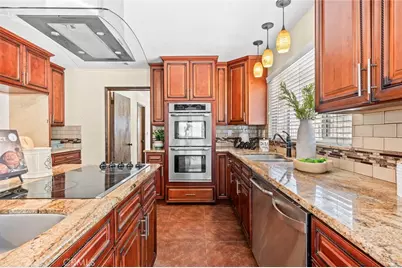 11425 Tiffany Lane, Moreno Valley, CA 92557 - Photo 19