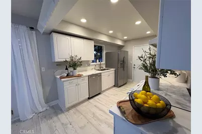 5410 W Davit Avenue, Santa Ana, CA 92704 - Photo 9