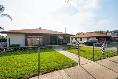 886 E Kingsley Avenue, Pomona, CA 91767 - Photo 23