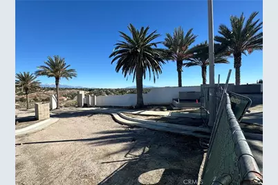 7570 Spencer Court, Riverside, CA 92506 - Photo 5