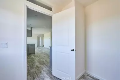 12594 Atsina Road, Phelan, CA 92371 - Photo 15
