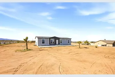 12594 Atsina Road, Phelan, CA 92371 - Photo 37