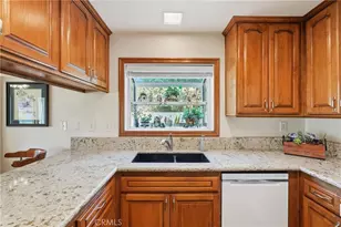 1103 E Deerfield St, Ontario, CA 91761 - Photo 27