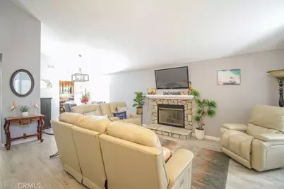 39520 Countryside, Murrieta, CA 92562 - Photo 5