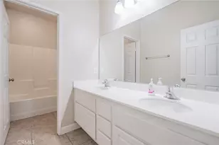 8848 Palo Alto, Hesperia, CA 92344 - Photo 15