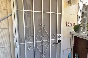 1574 Donaldson St, Los Angeles, CA 90026 - Photo 13