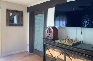 409 Burchett, Glendale, CA 91203 - Photo 15