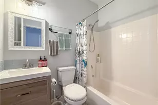 30558 Kentfield Dr, Murrieta, CA 92563 - Photo 11