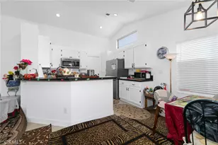 13035 Troy Ct, Victorville, CA 92395 - Photo 5