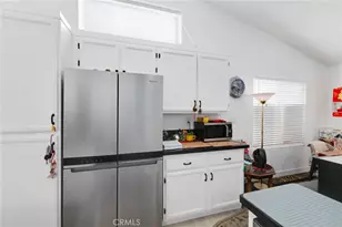 13035 Troy Ct, Victorville, CA 92395 - Photo 7