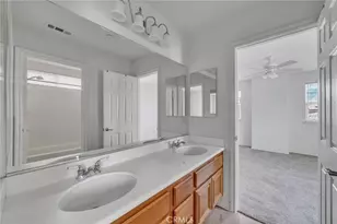 15621 Pisa Ln, Fontana, CA 92336 - Photo 47