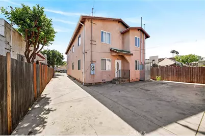 819 E 73rd, Los Angeles, CA 90001 - Photo 19