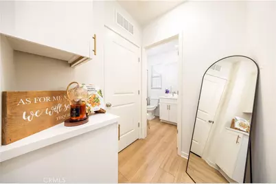 126 Sunnyside, Irvine, CA 92618 - Photo 7