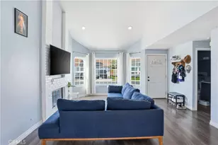 321 Burlington Common, Santa Ana, CA 92704 - Photo 5